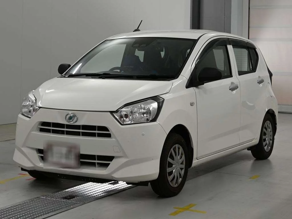 Daihatsu Mira e:S LA350S 2021